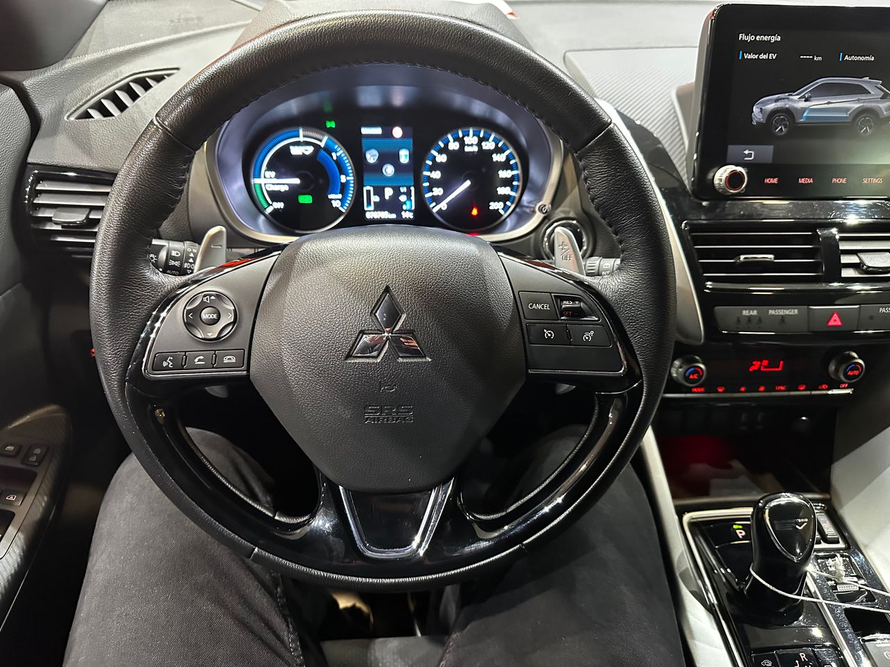 Foto Mitsubishi Eclipse Cross 14