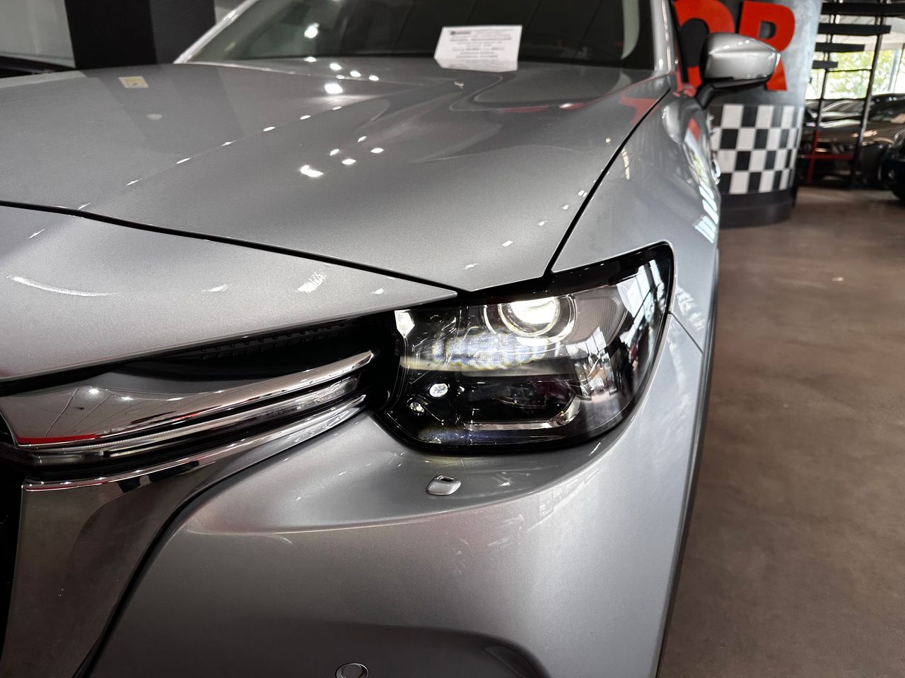 Foto Mazda CX-60 20