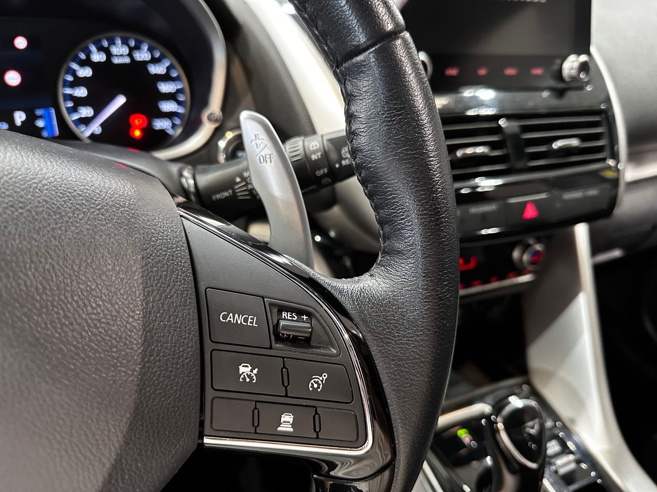 Foto Mitsubishi Eclipse Cross 17