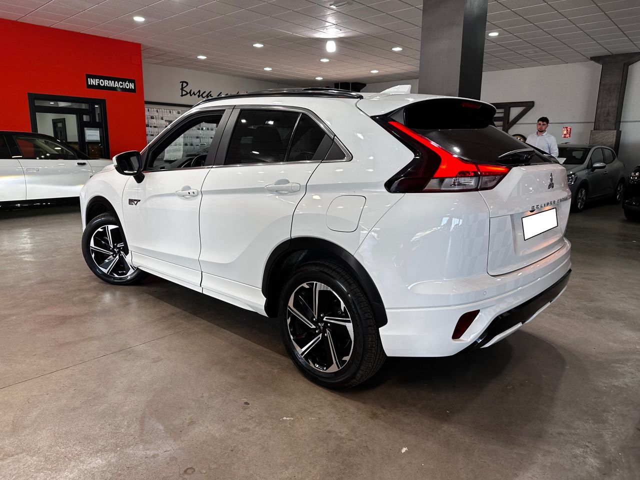 Foto Mitsubishi Eclipse Cross 4