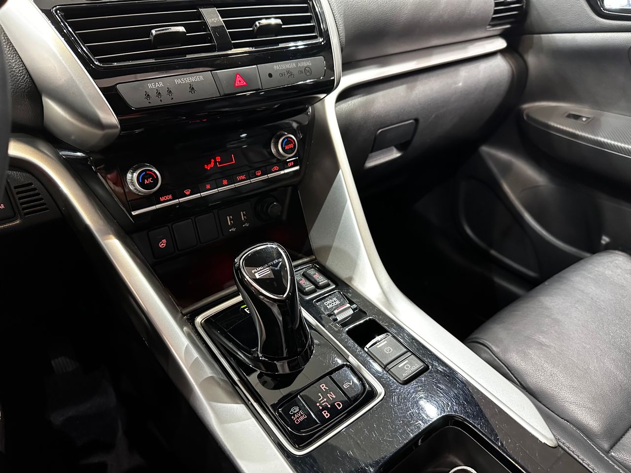 Foto Mitsubishi Eclipse Cross 13