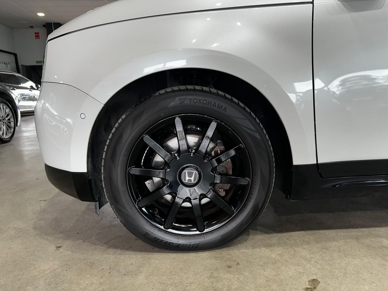 Foto Honda Honda e 27