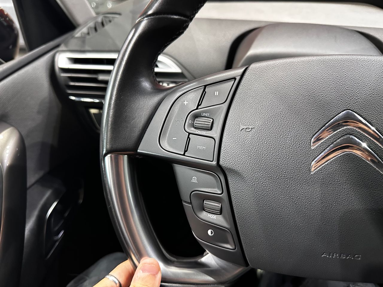 Foto Citroën Grand C4 SpaceTourer 14
