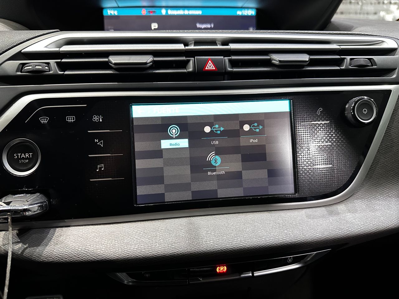 Foto Citroën Grand C4 SpaceTourer 24