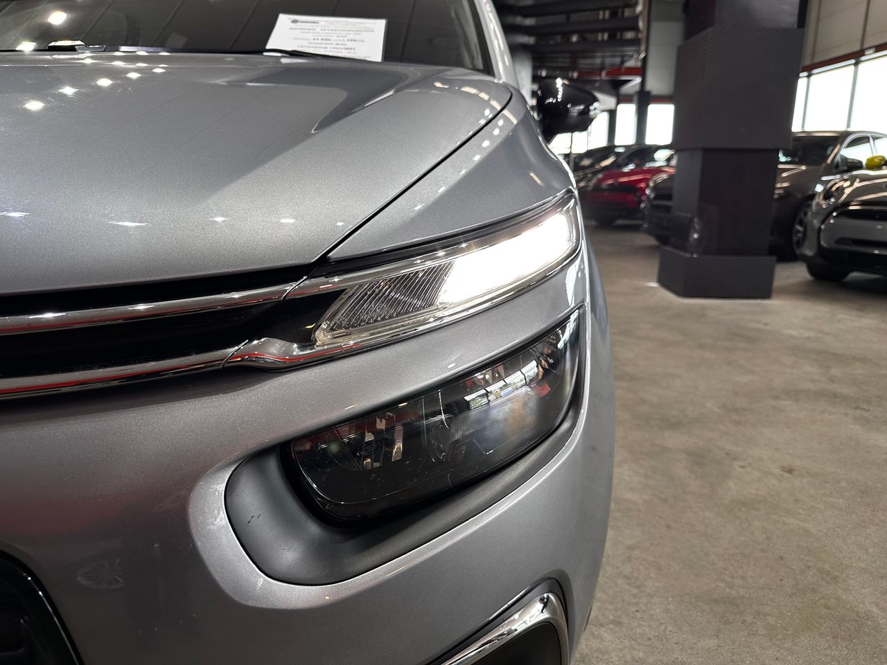 Foto Citroën Grand C4 SpaceTourer 26