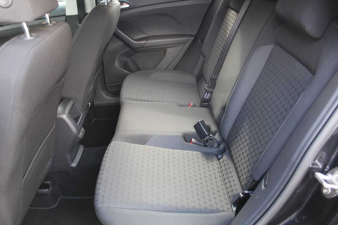 Foto Volkswagen T-Cross 9