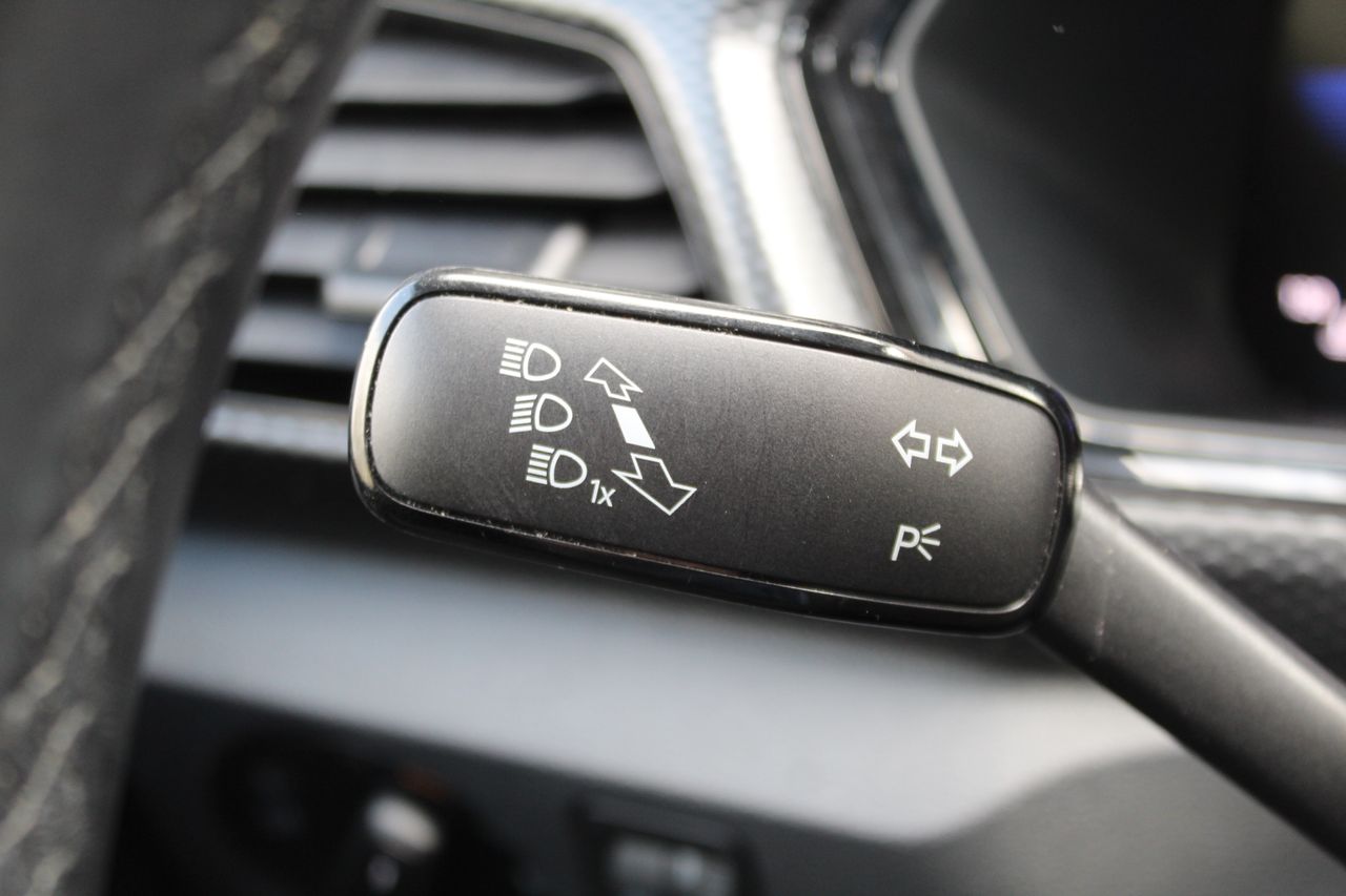 Foto Volkswagen T-Cross 14