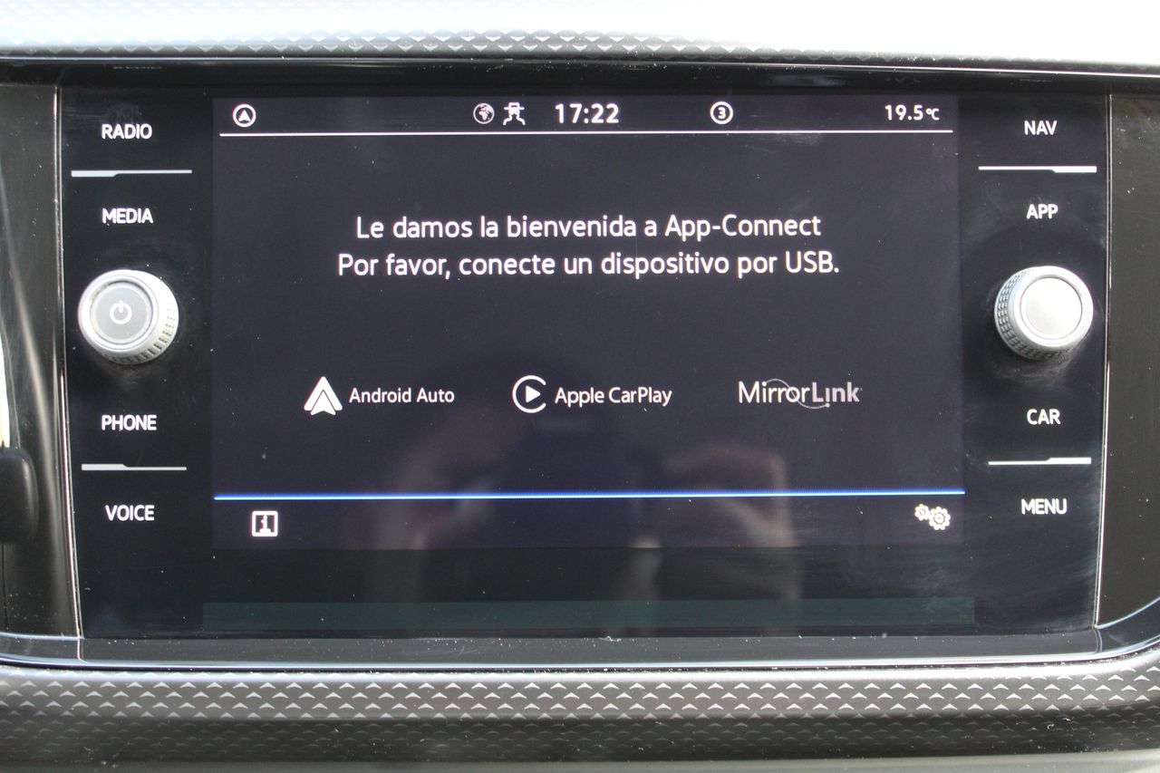 Foto Volkswagen T-Cross 16