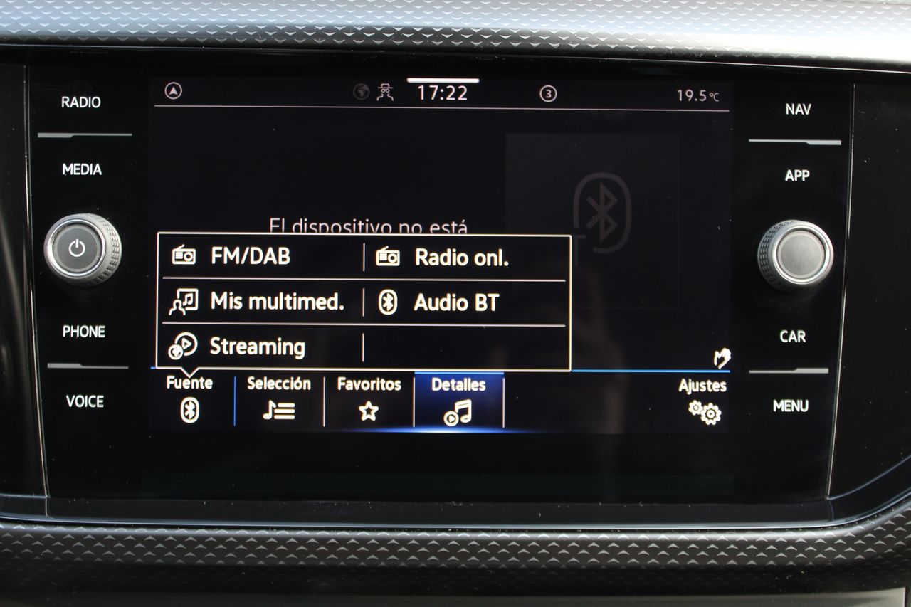 Foto Volkswagen T-Cross 18