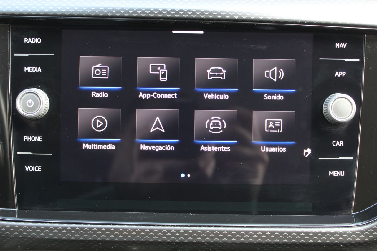 Foto Volkswagen T-Cross 19