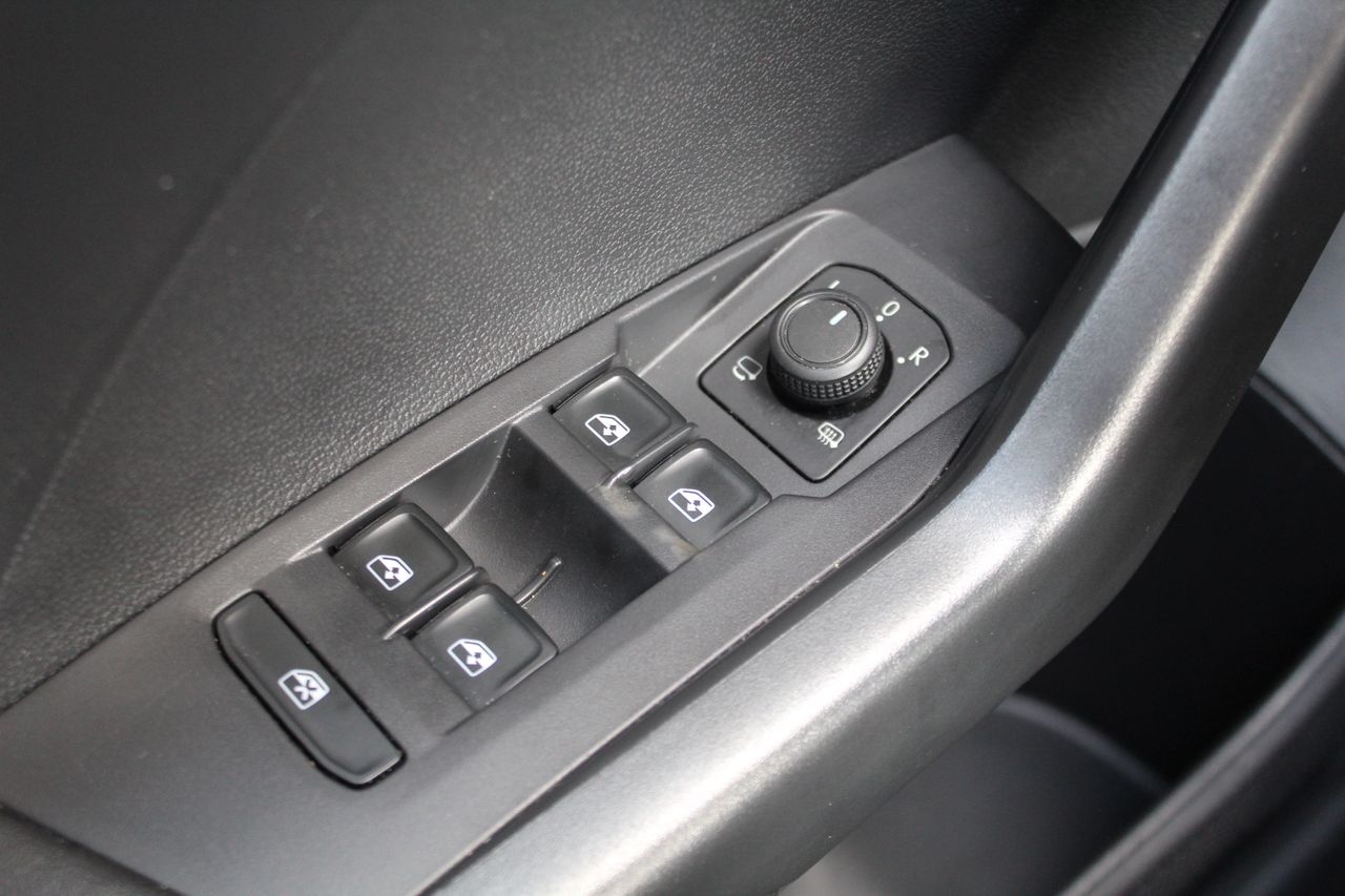 Foto Volkswagen T-Cross 22