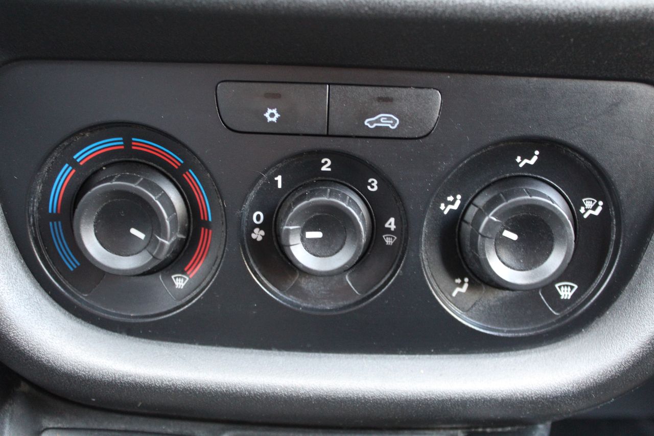 Foto Fiat Doblo 16