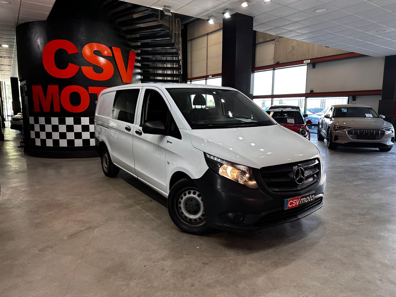 Foto Mercedes-Benz Vito 4