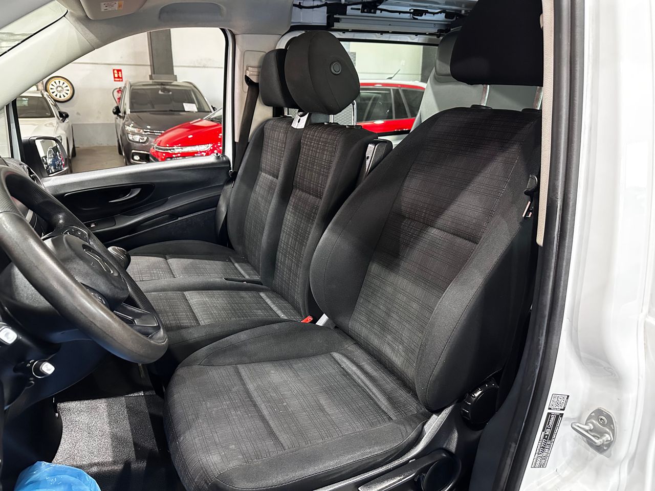 Foto Mercedes-Benz Vito 9