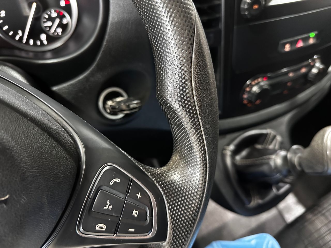 Foto Mercedes-Benz Vito 17