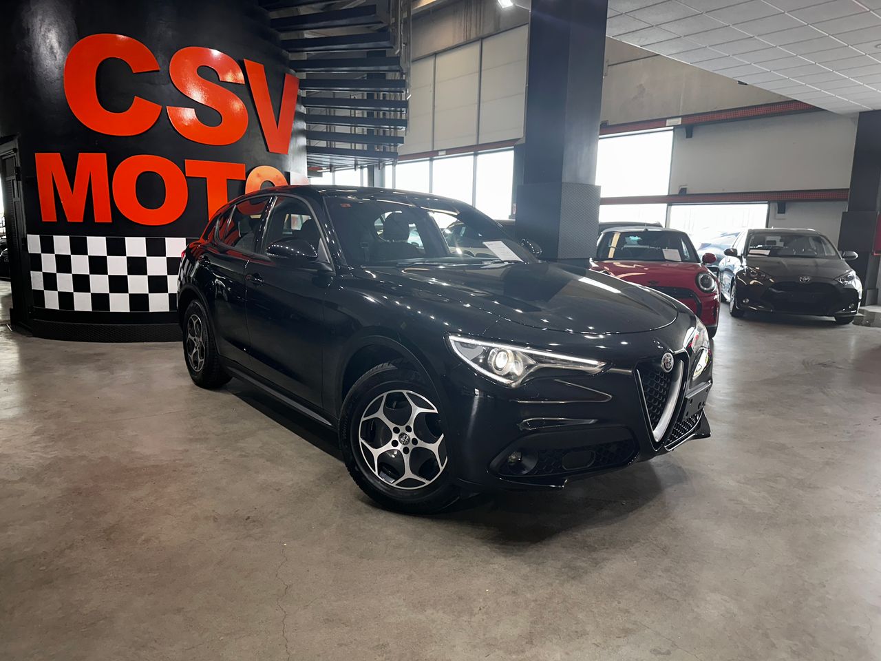 Foto Alfa Romeo Stelvio 4