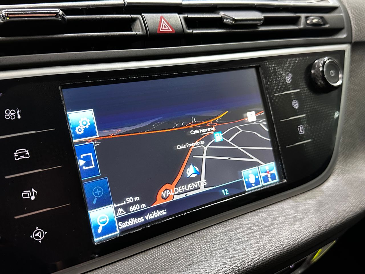 Foto Citroën Grand C4 Picasso 16