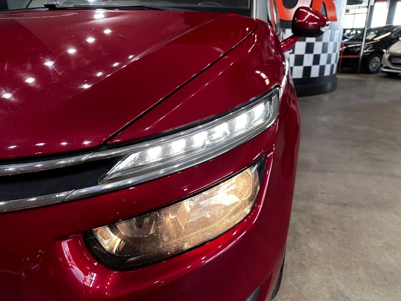 Foto Citroën Grand C4 Picasso 18