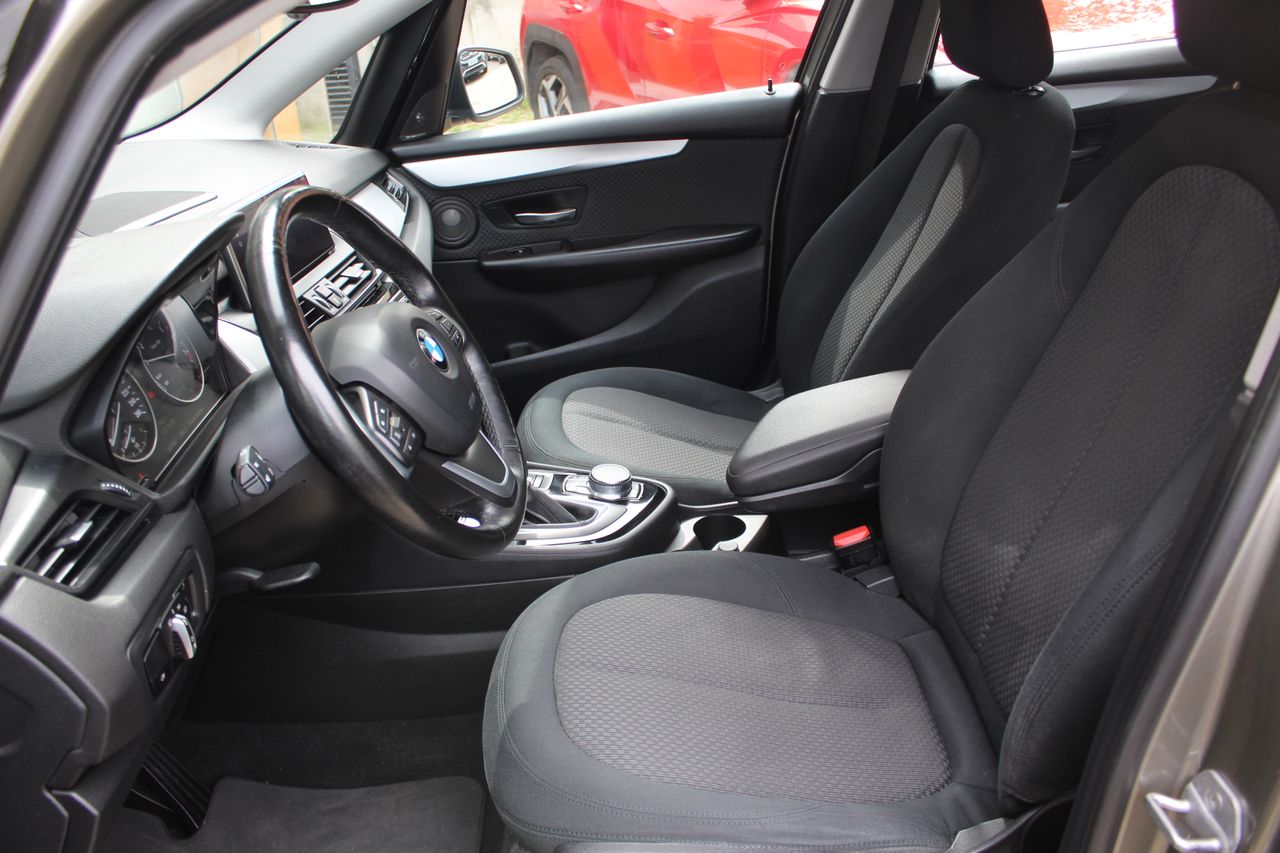 Foto BMW Serie 2 Active Tourer 8