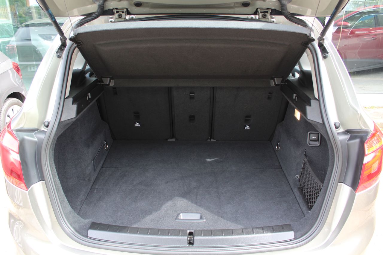 Foto BMW Serie 2 Active Tourer 23