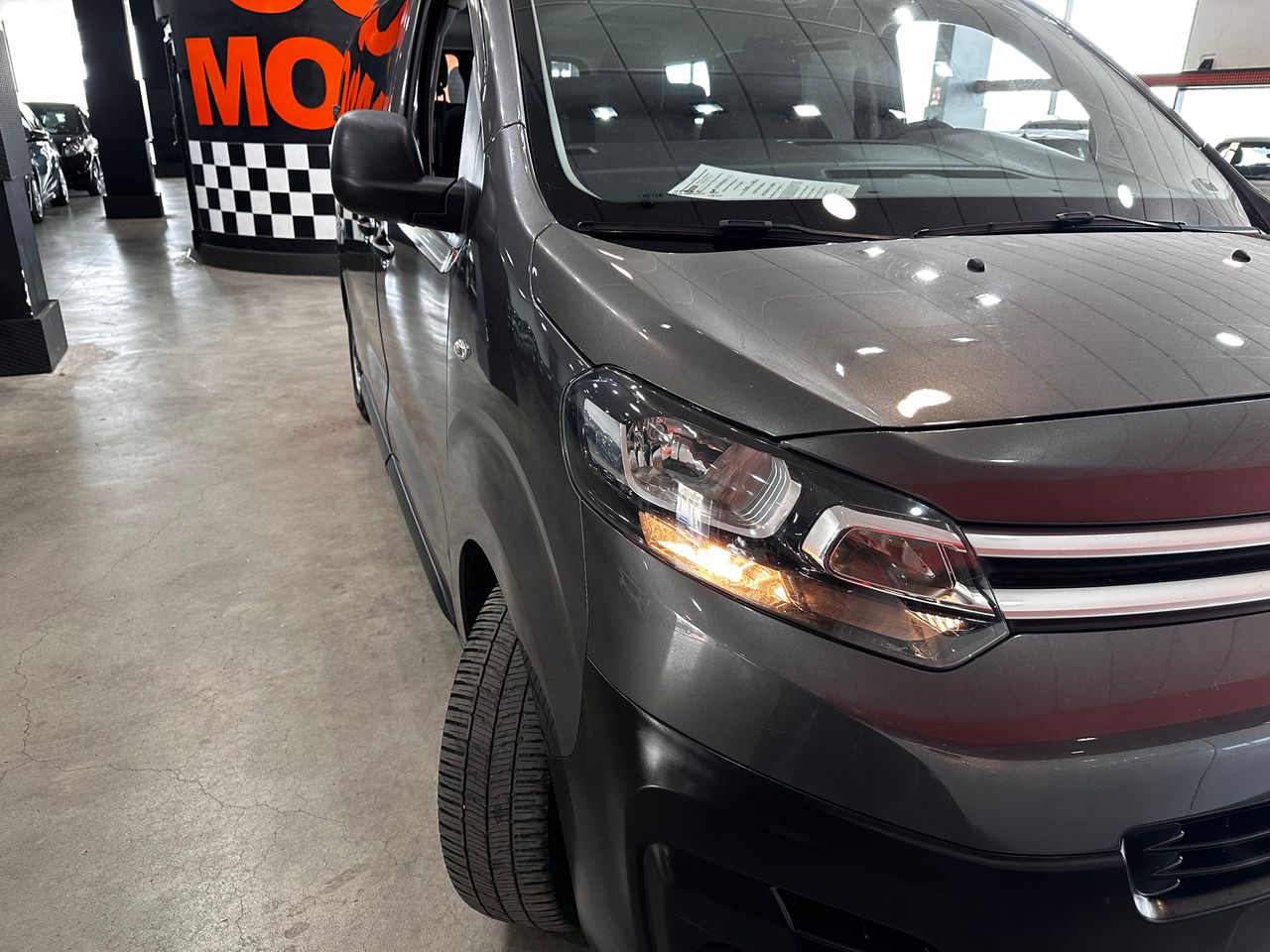 Foto Citroën Jumpy 23