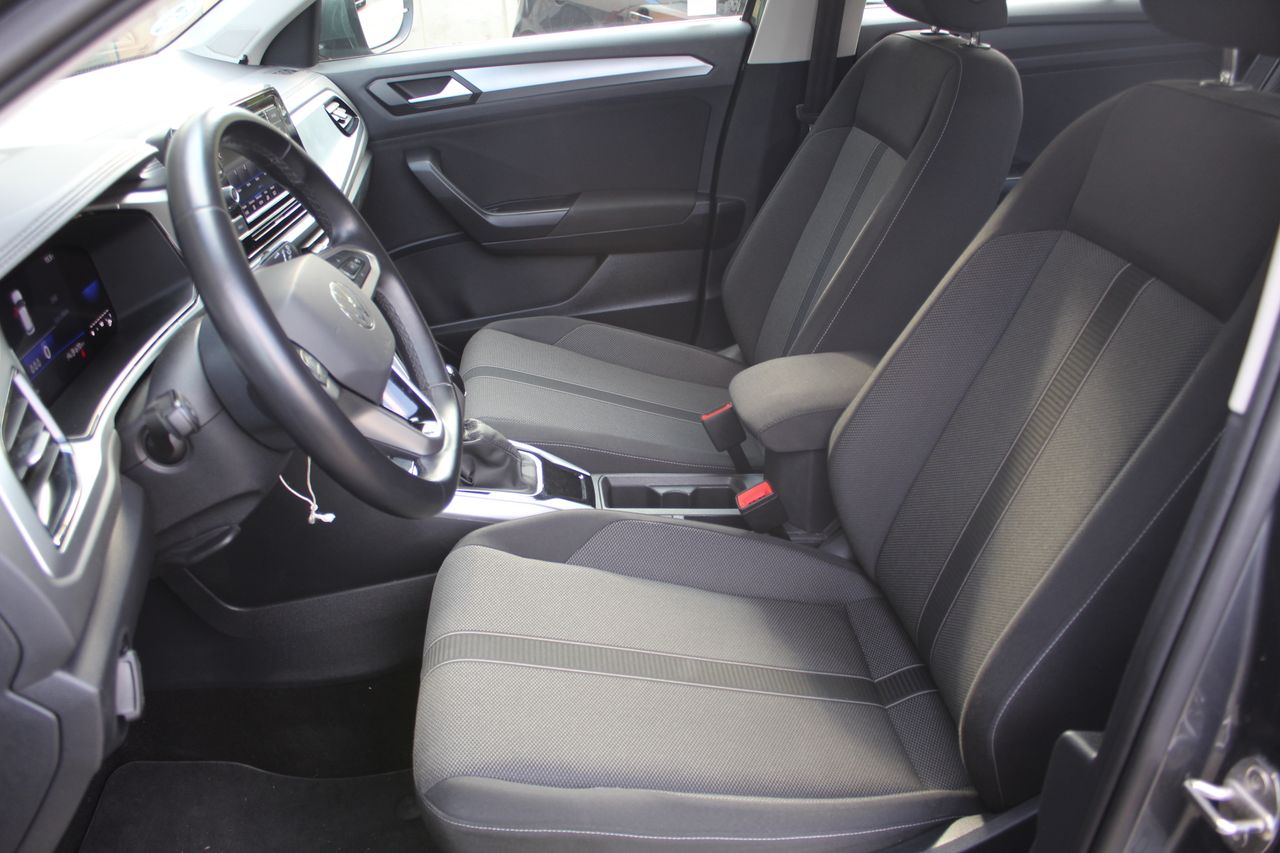 Foto Volkswagen T-Roc 8