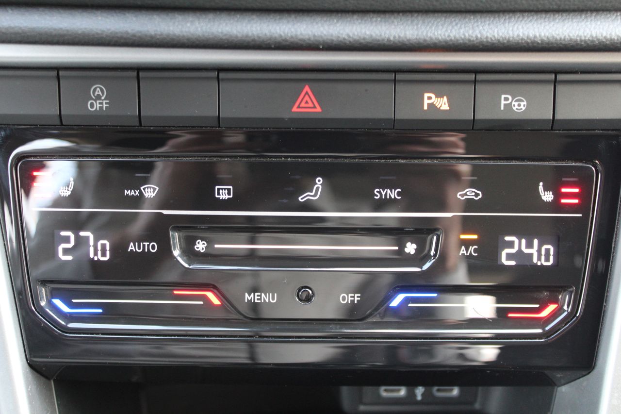 Foto Volkswagen T-Roc 19