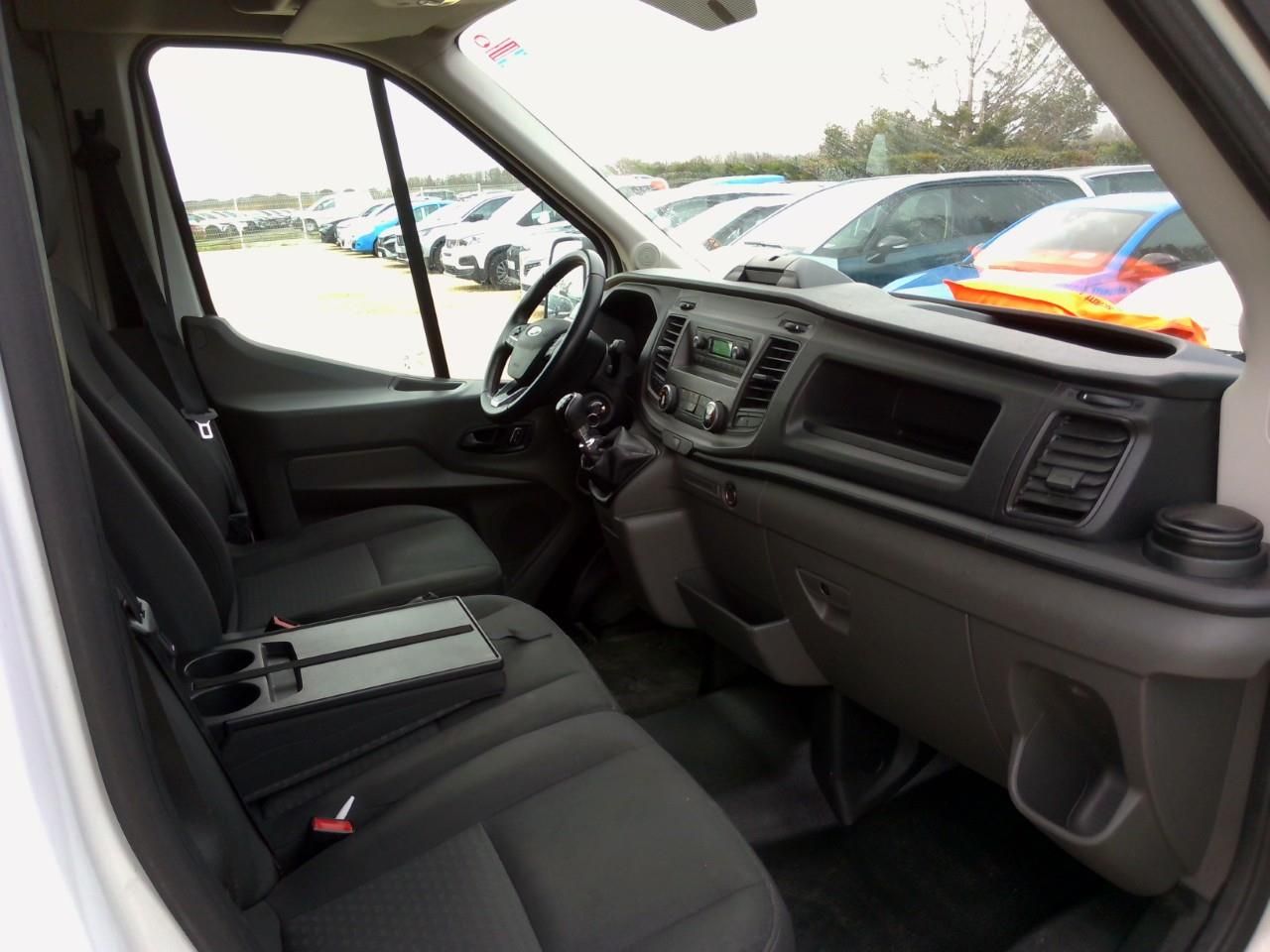 Foto Ford Transit 5