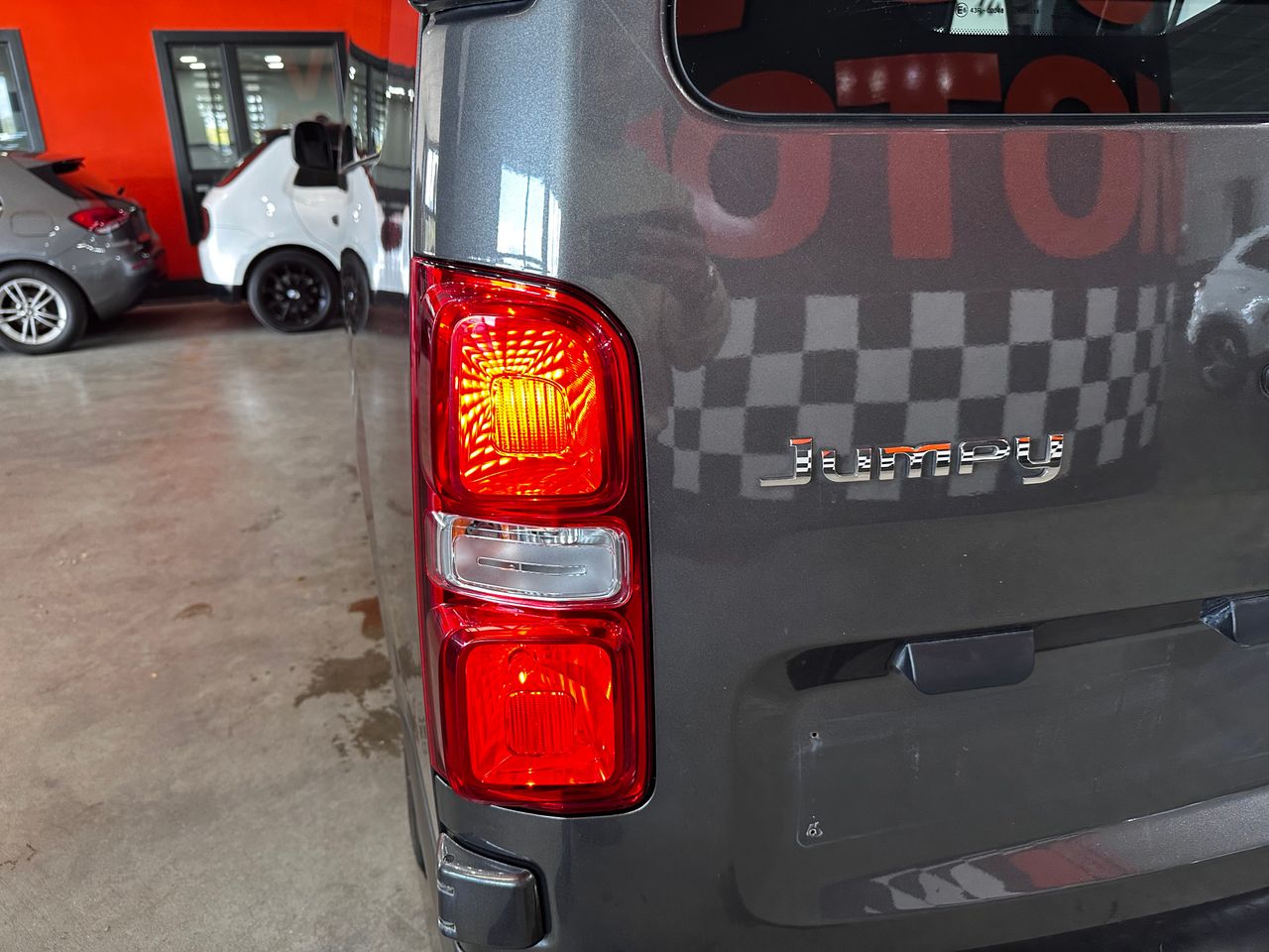 Foto Citroën Jumpy 21