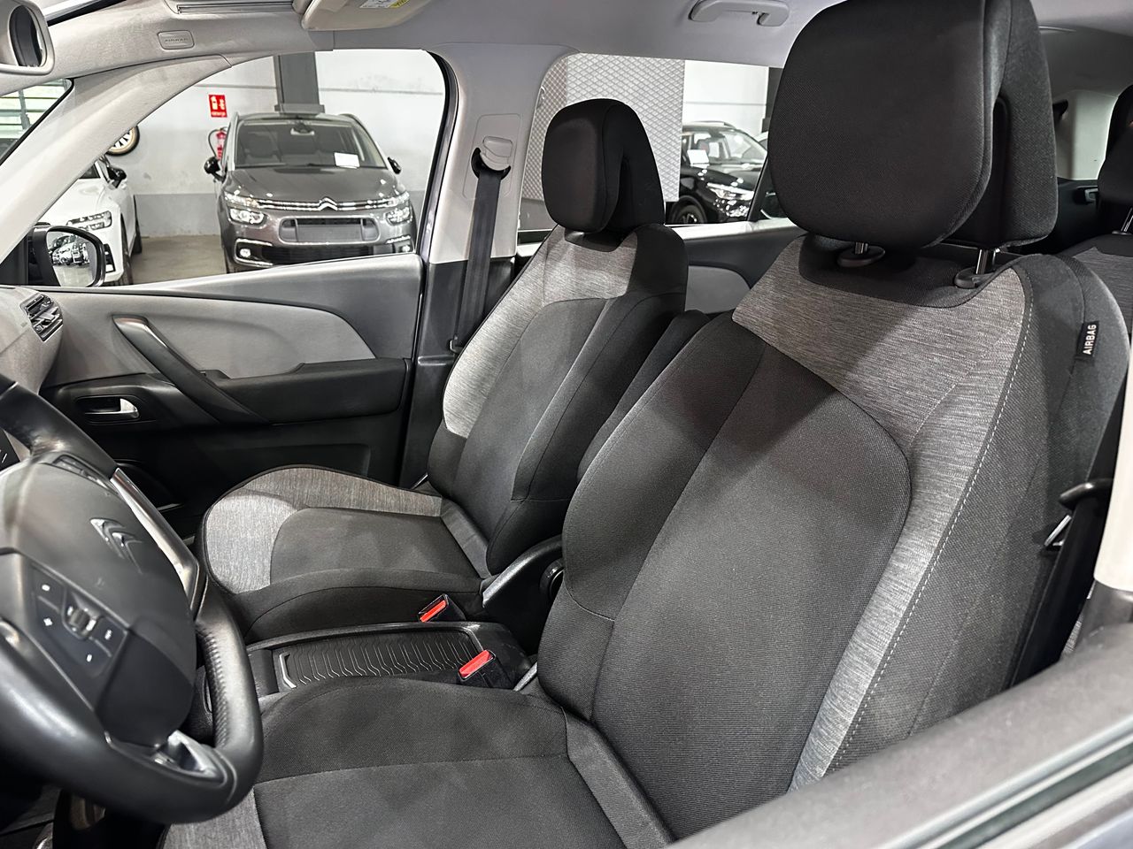 Foto Citroën Grand C4 SpaceTourer 10