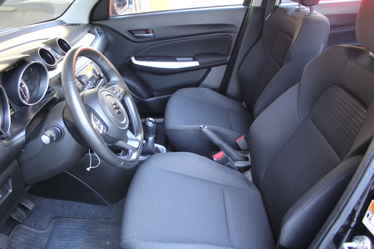 Foto Suzuki Swift 8