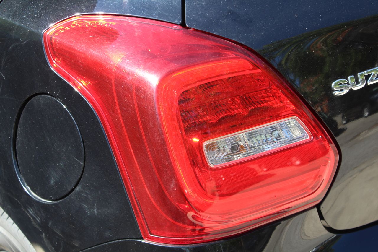 Foto Suzuki Swift 24