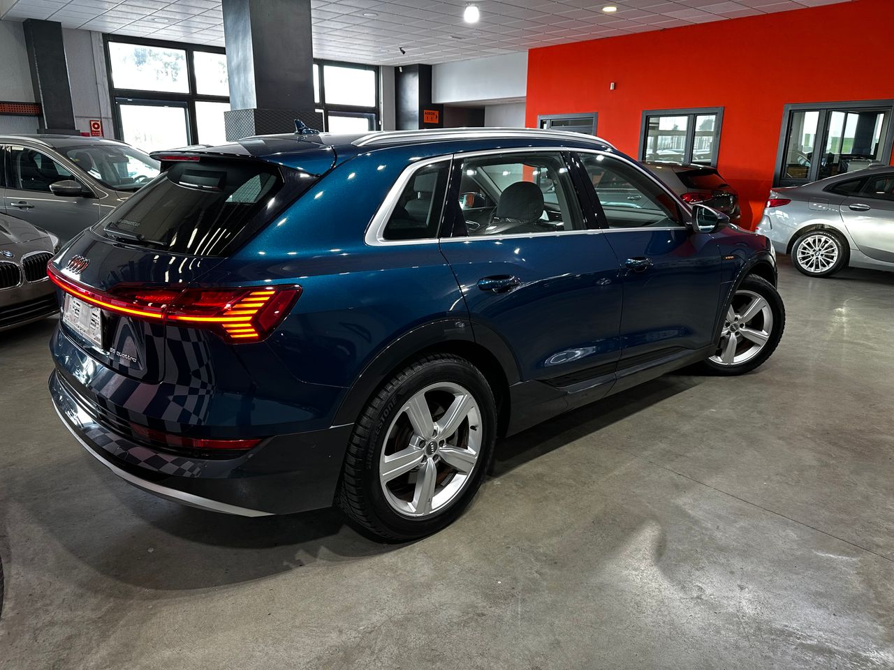 Foto Audi E-tron 6