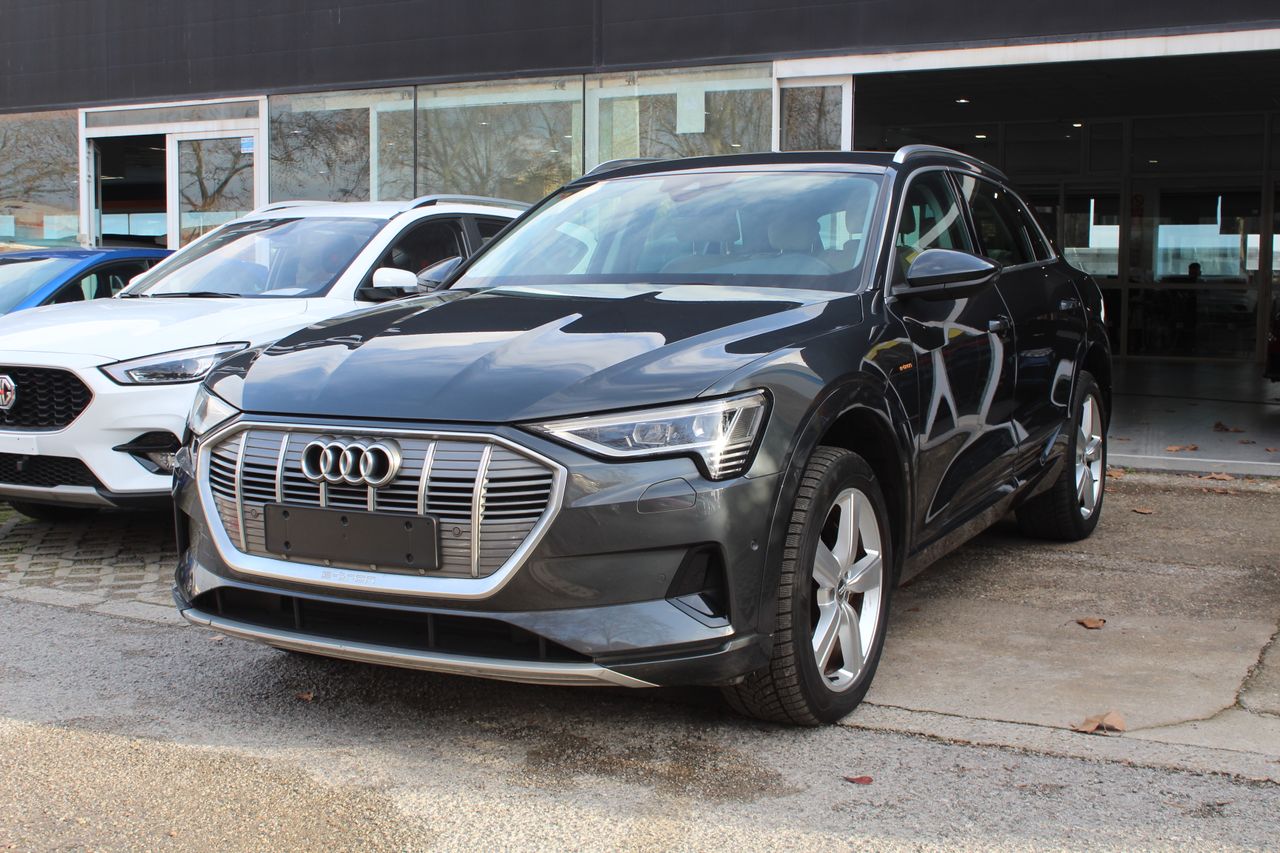 Foto Audi E-tron 2