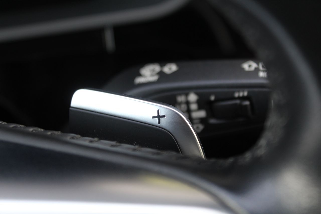 Foto Audi E-tron 17