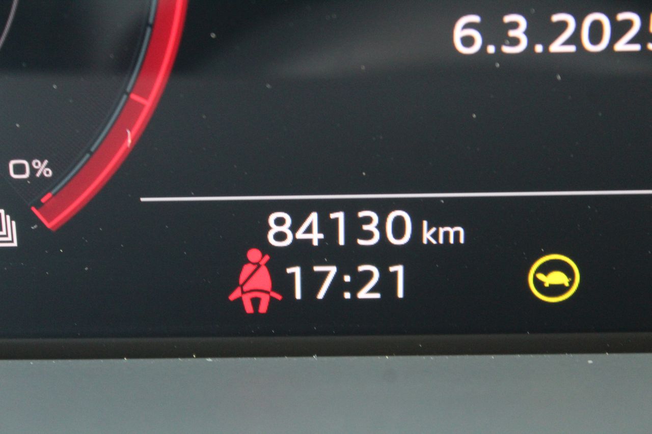 Foto Audi E-tron 28