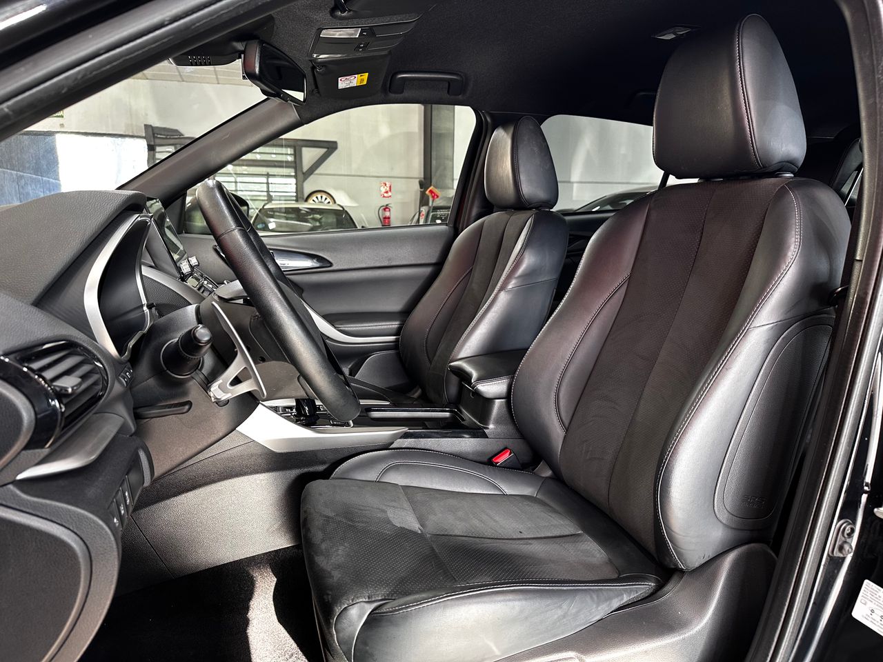 Foto Mitsubishi Eclipse Cross 9