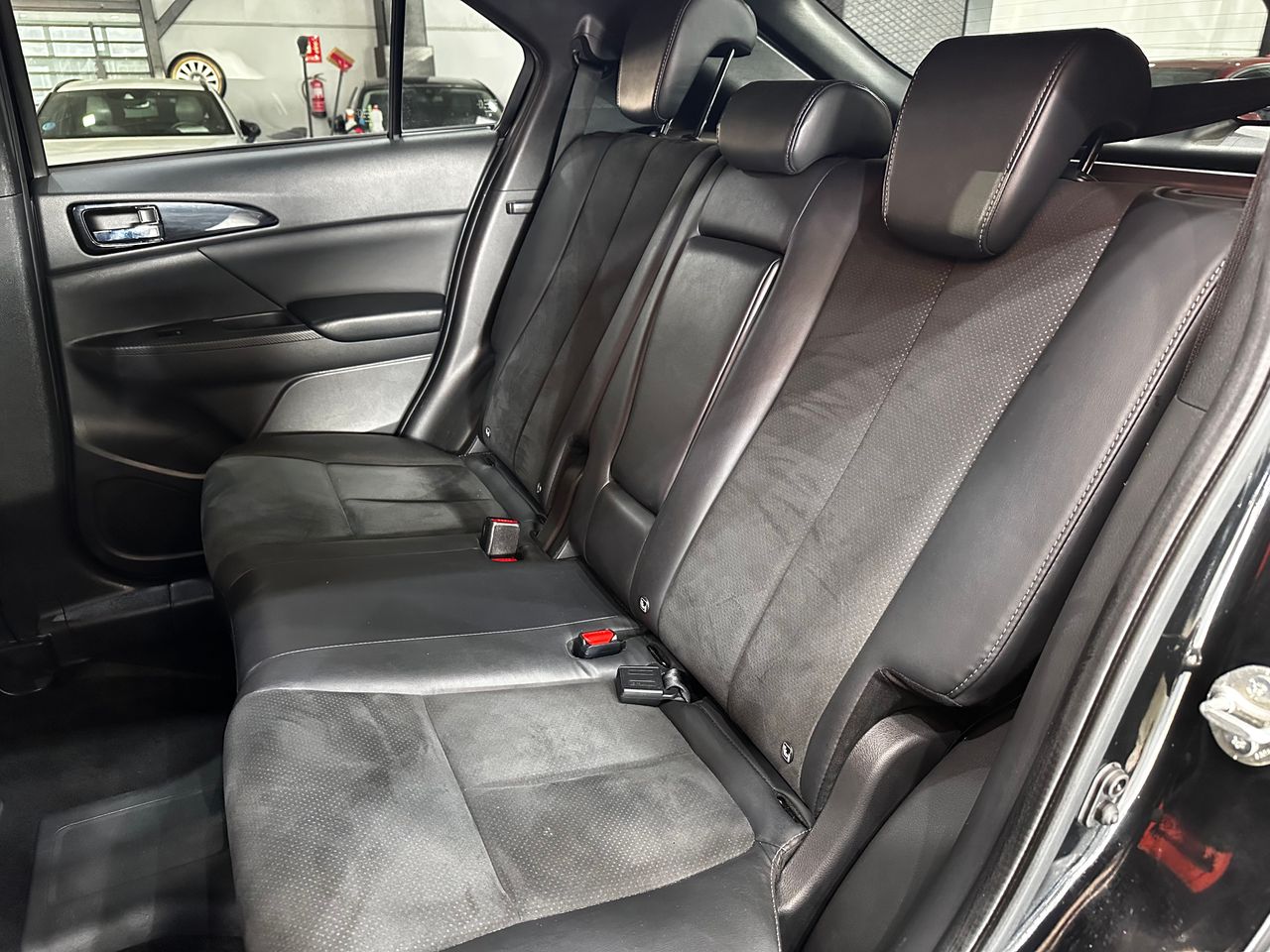 Foto Mitsubishi Eclipse Cross 10