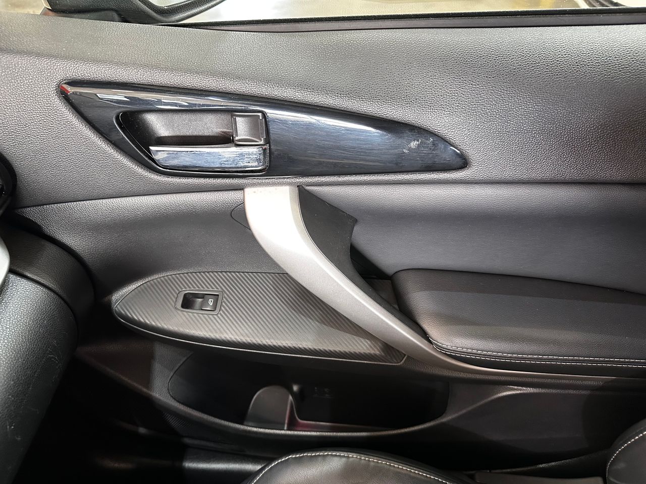 Foto Mitsubishi Eclipse Cross 14