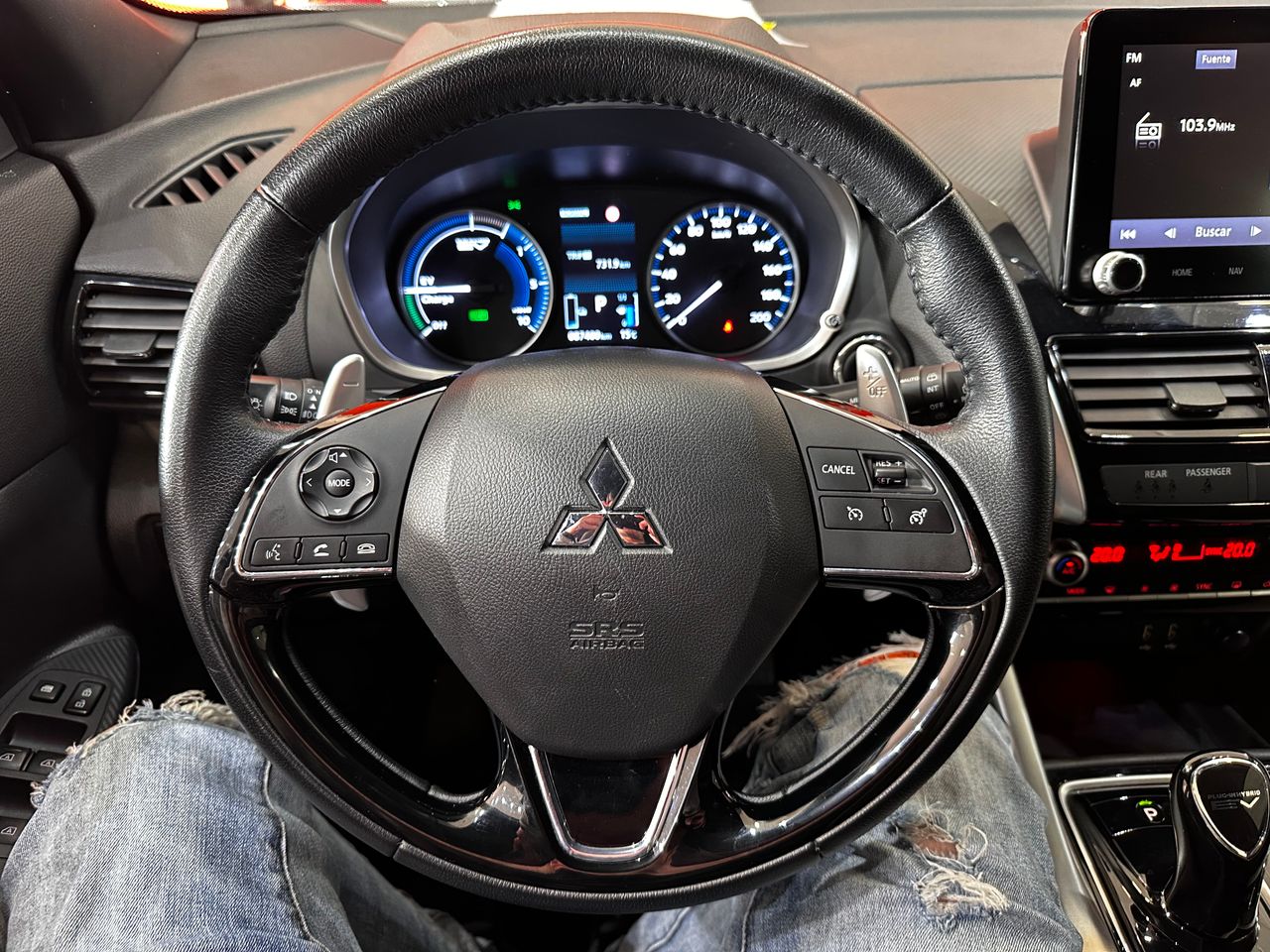 Foto Mitsubishi Eclipse Cross 15