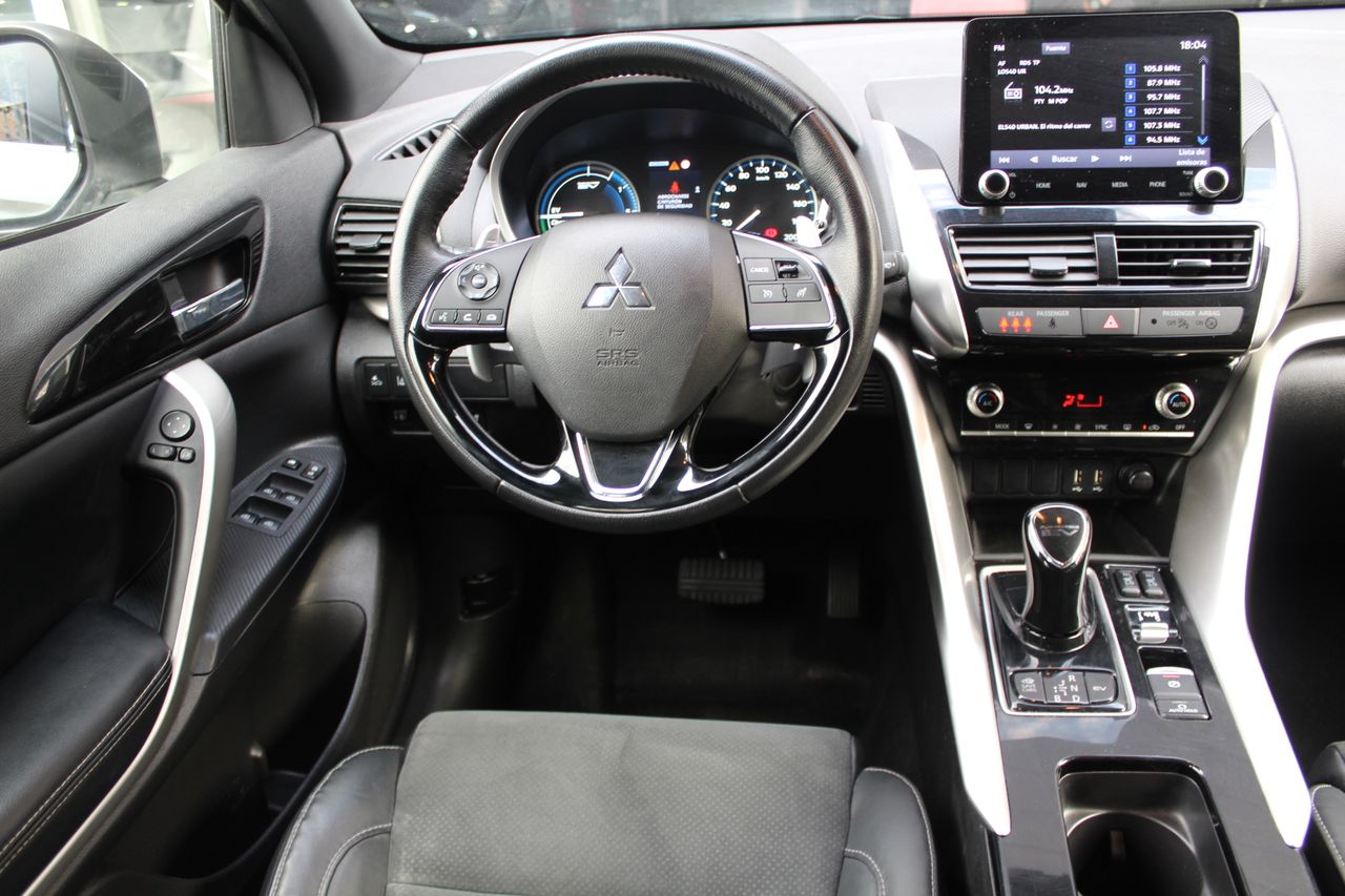 Foto Mitsubishi Eclipse Cross 11