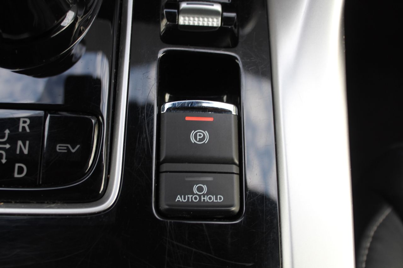 Foto Mitsubishi Eclipse Cross 23