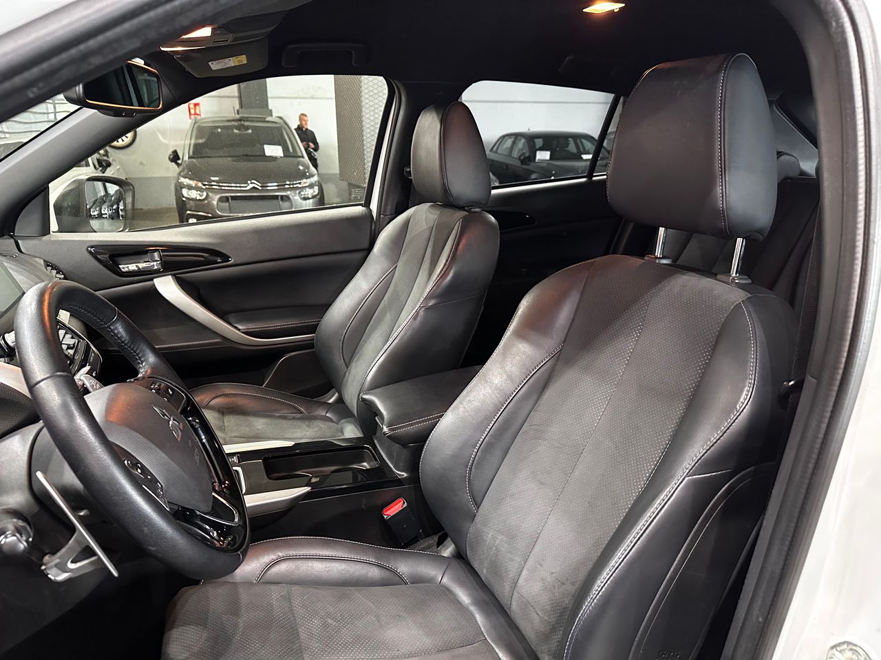 Foto Mitsubishi Eclipse Cross 9