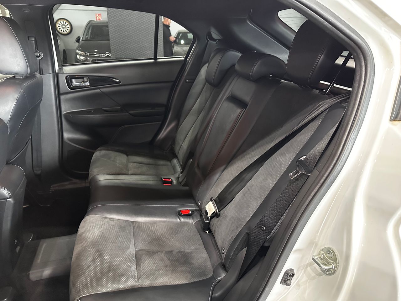 Foto Mitsubishi Eclipse Cross 10
