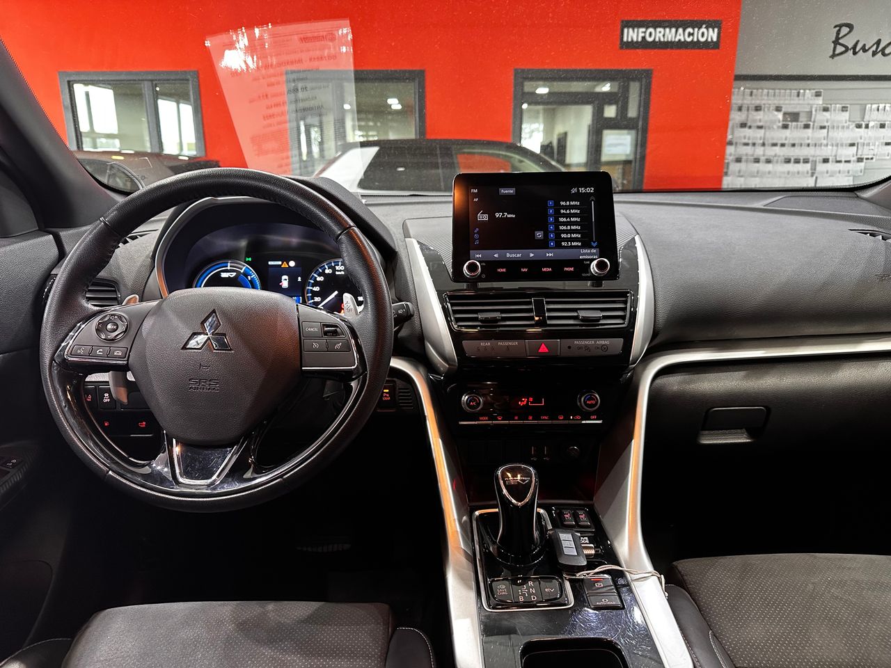 Foto Mitsubishi Eclipse Cross 11