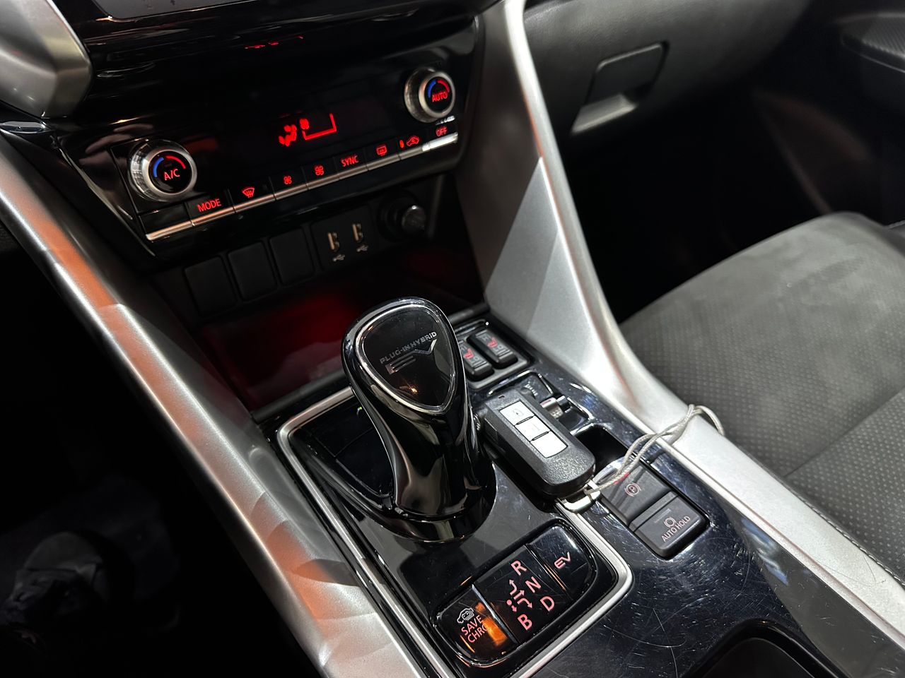 Foto Mitsubishi Eclipse Cross 14