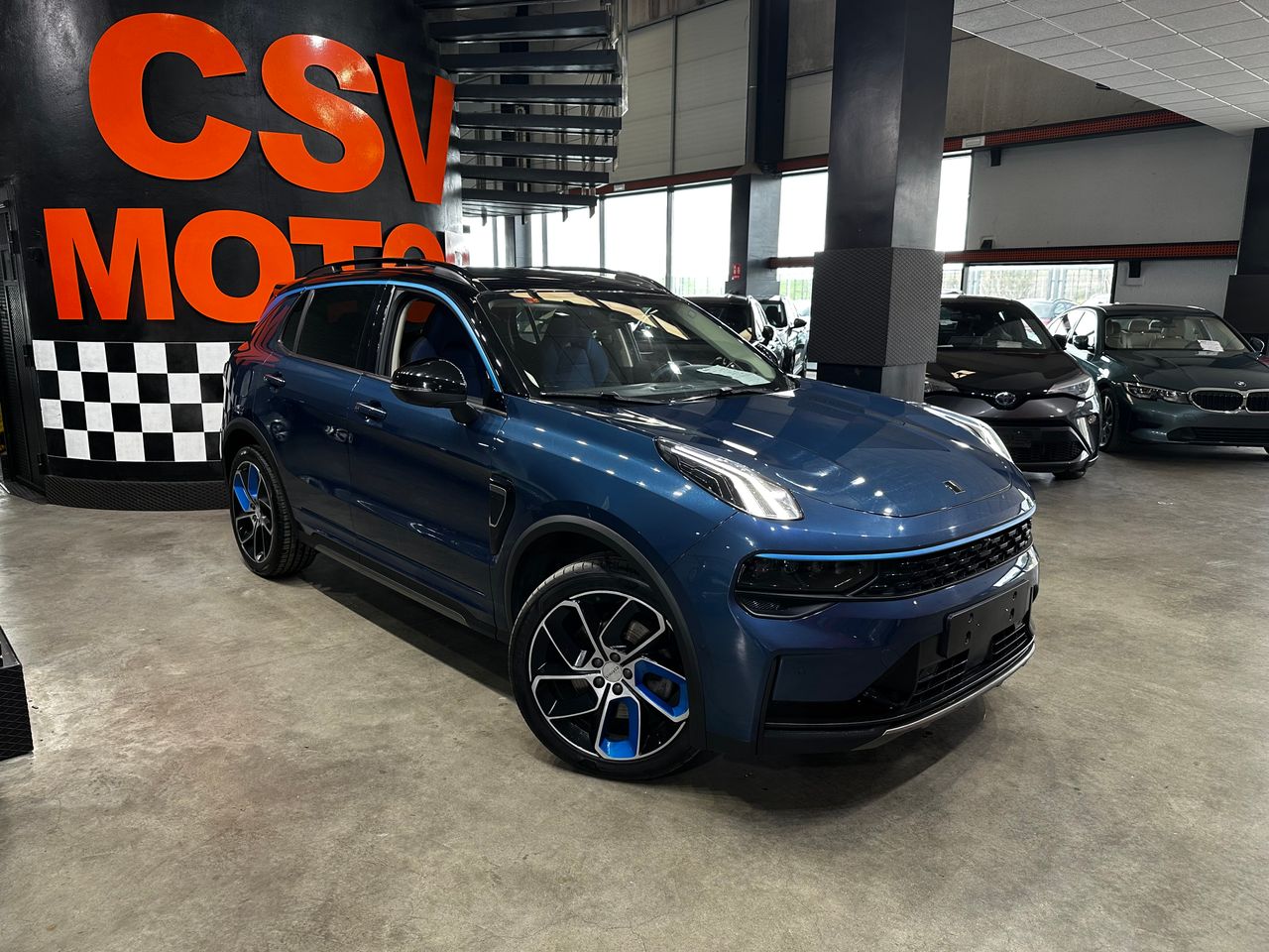 Foto LYNK&CO 01 4