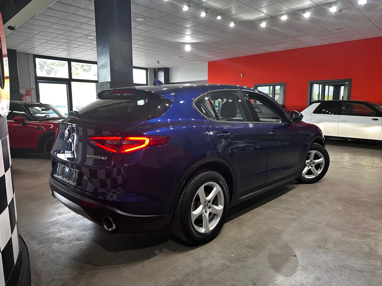 Foto Alfa Romeo Stelvio 6