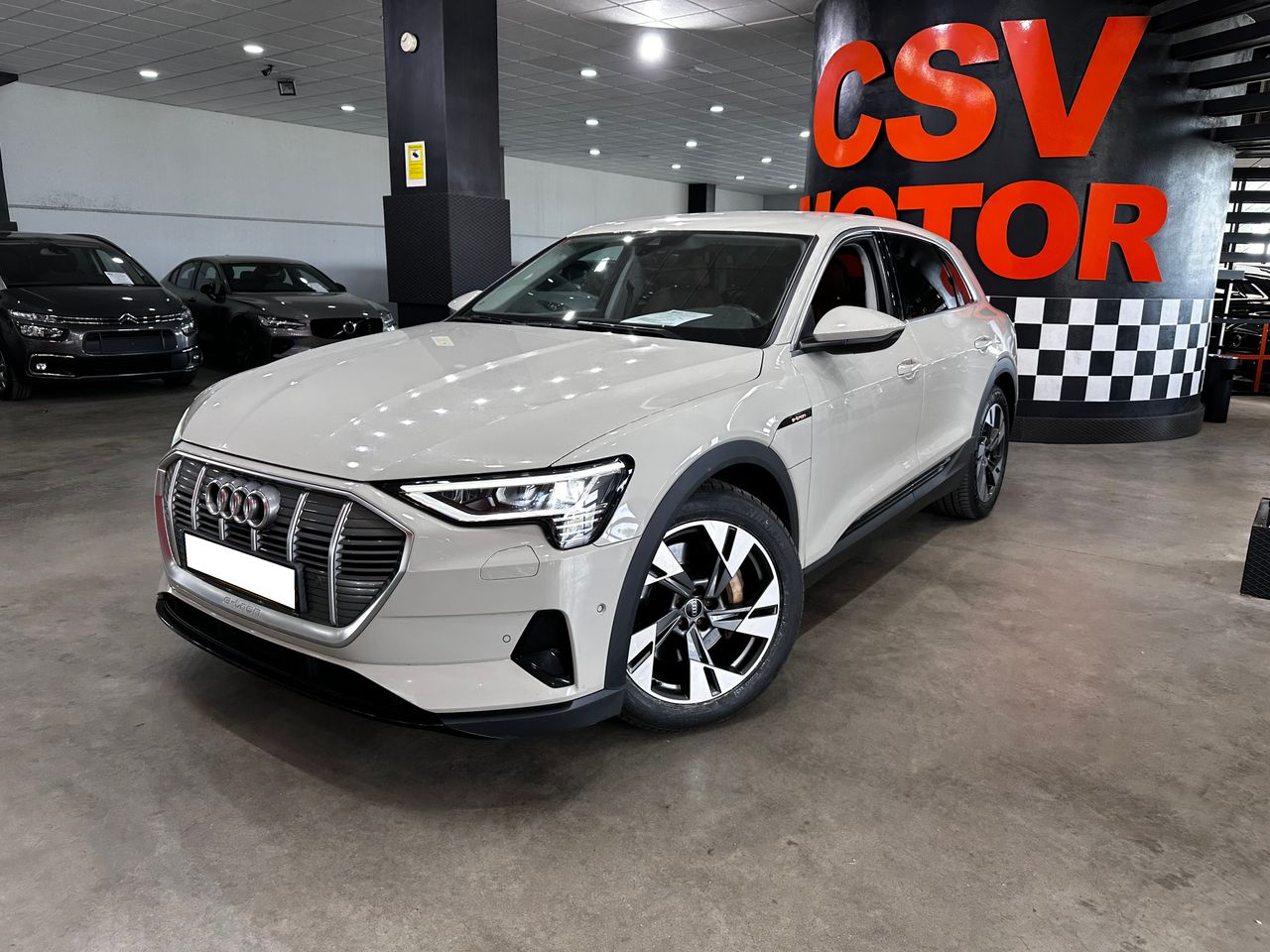 Foto Audi E-tron 1