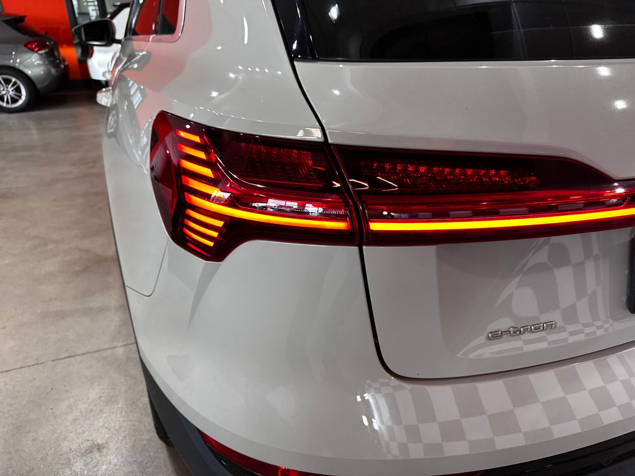 Foto Audi E-tron 22